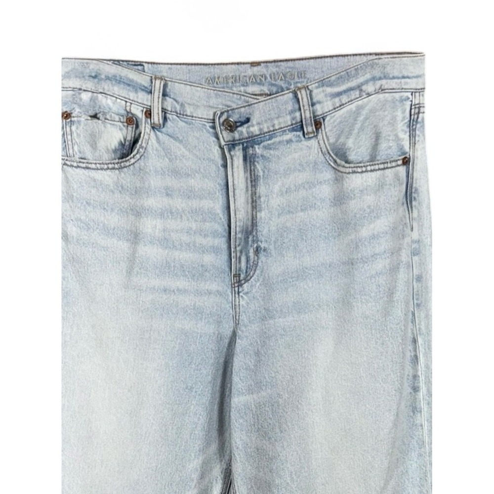 American Eagle Hi Rise Straight Baggy Jeans Size 12 Distressed Cross Over Button - Picture 2 of 7